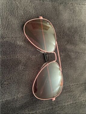 Ray-Ban Women's Pink Metal Aviator Sunglasses with Dark Lenses